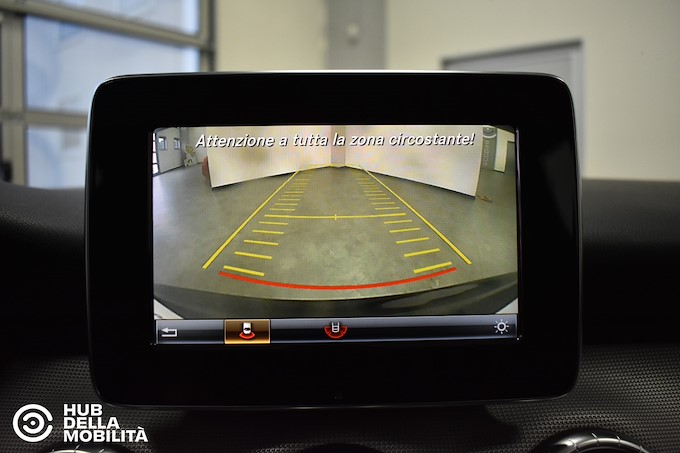 MERCEDES-BENZ CLA 180 d S.W. Automatic Sport